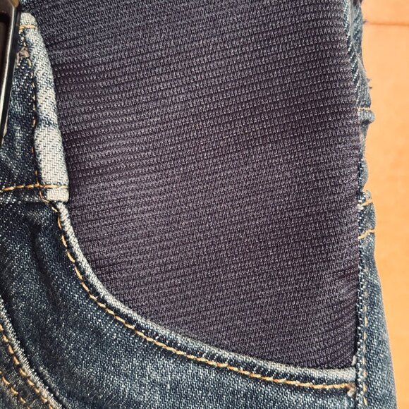 Gap Maternity Straight Leg Jeans - size 29 / 8R - NWT - Picture 3 of 5